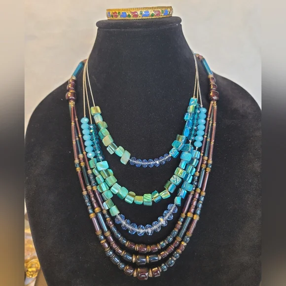 All Glass Very Vintage Aegean Blue & Wine Colored Necklace With Brass Elements. - Picture 7 of 7